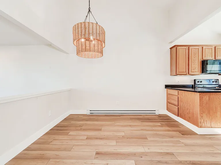 dining area off kitchen