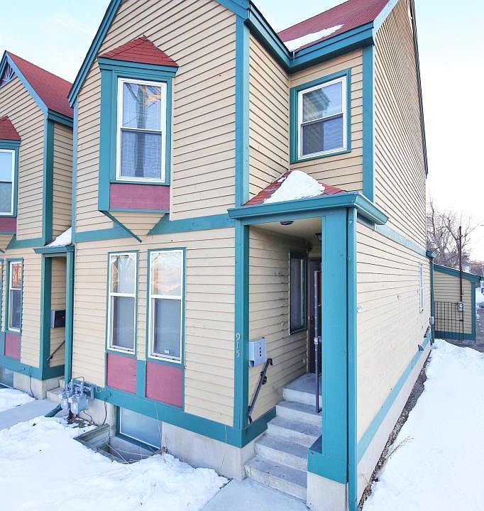 1st image of 915 E 18th St