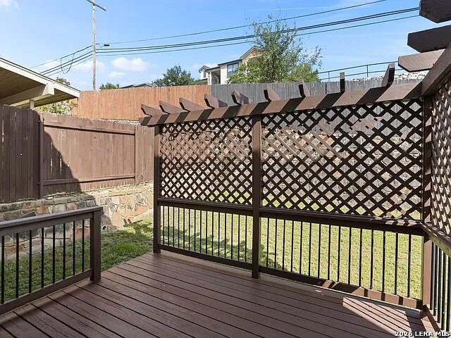 3918 Woodbridge Way — Photo 40
