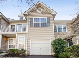 48 Battalion Dr, Basking Ridge, NJ 07920