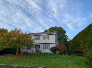 43 Longview Ln, Hartford, VT 05047
