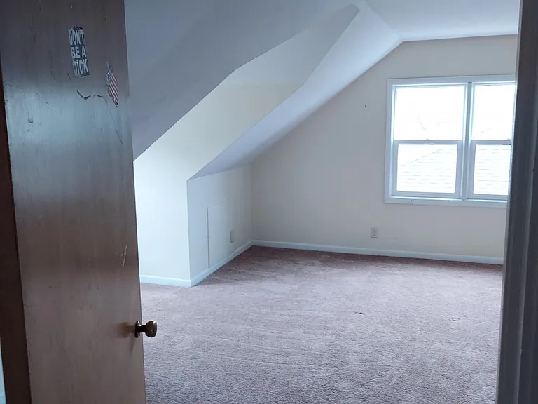 607 Indiana St — Photo 14