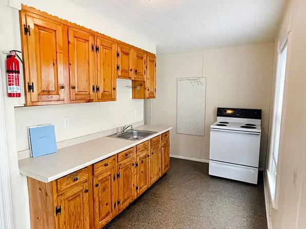 273 North Street, 273 North St #3, Burlington, VT 05401