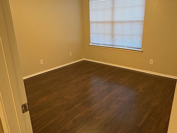 4th image of 1819 Westminster St APT 202