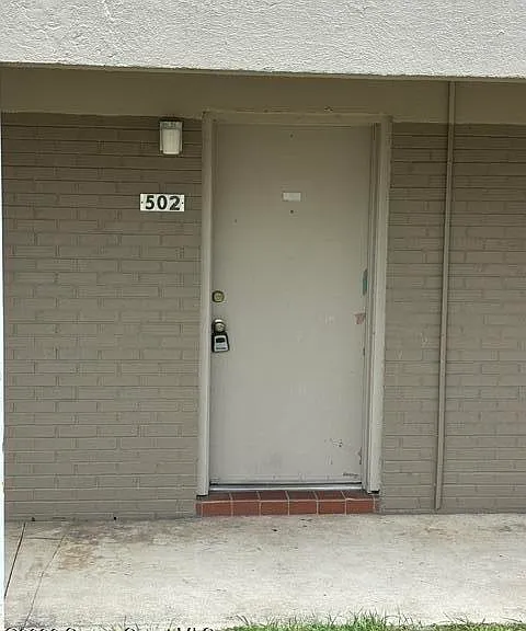 800 N Fiske Blvd #502 — Photo 1