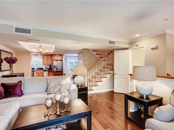4036 Aidan Cir, Carlsbad, CA 92008