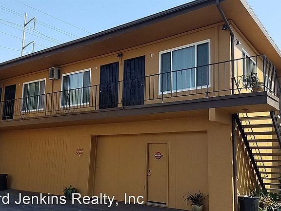 4th image of 13501 Inglewood Ave APT 7