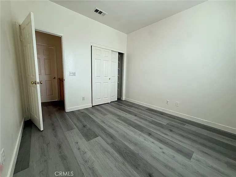7475 Rock Creek Ct — Photo 10