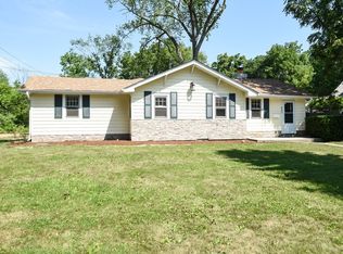 440 Frost Pl, Lake Forest, IL 60045