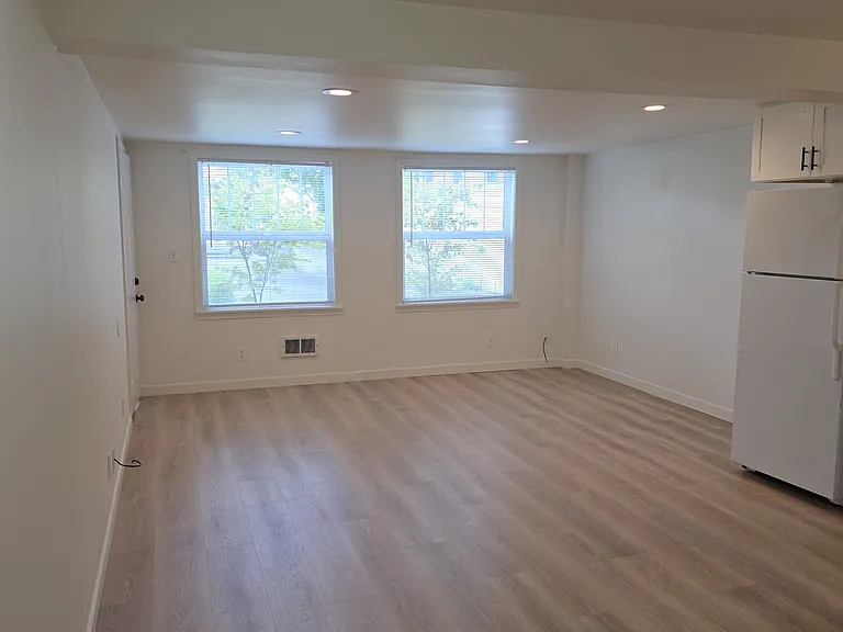 3212 Wetmore Ave #5 — Photo 2