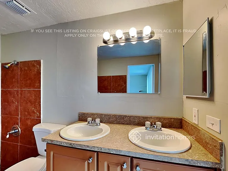 2411 Utopia Dr — Photo 10