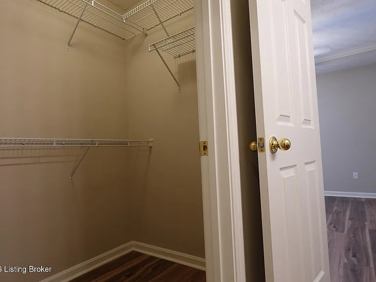 829 Garden Pointe Dr — Photo 14