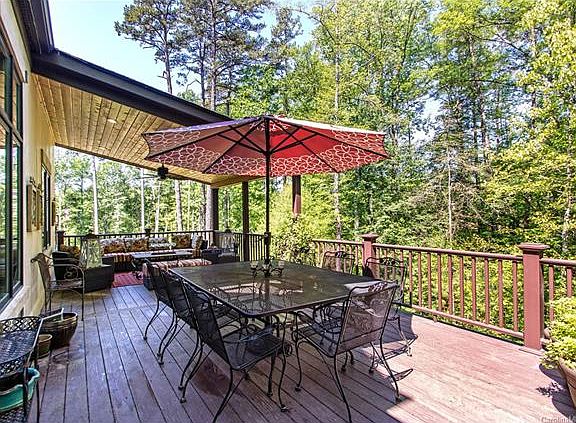 3rd image of 7955 Glen Abbey Cir