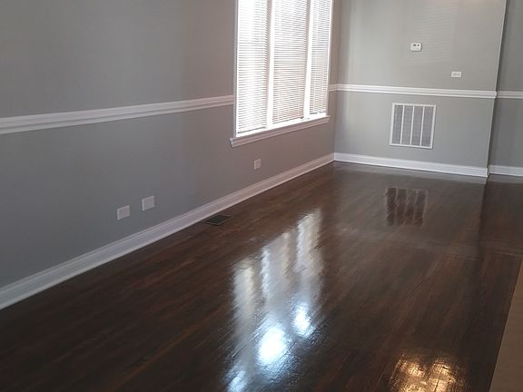 5th image of 6616 S Oakley Ave