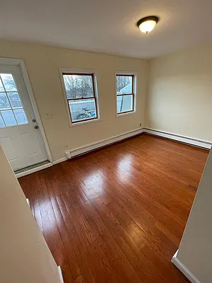 Rented by Olympic CIty Real Estate | media 10
