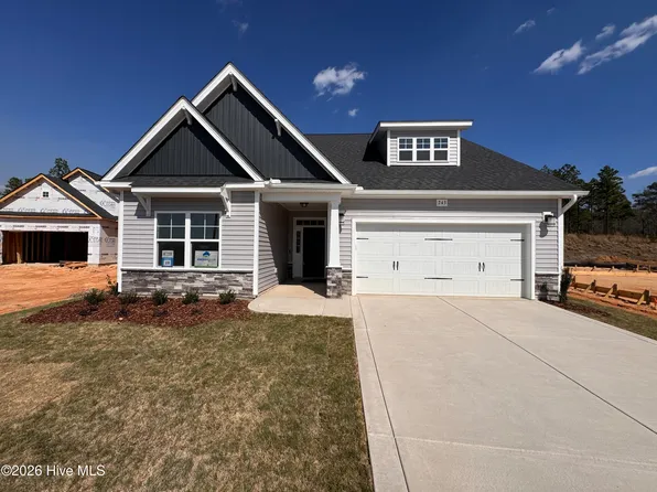 243 Rough Rdg Trail #19, Aberdeen, NC 28315