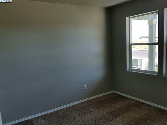 2nd image of 6810 Yellowstone Dr