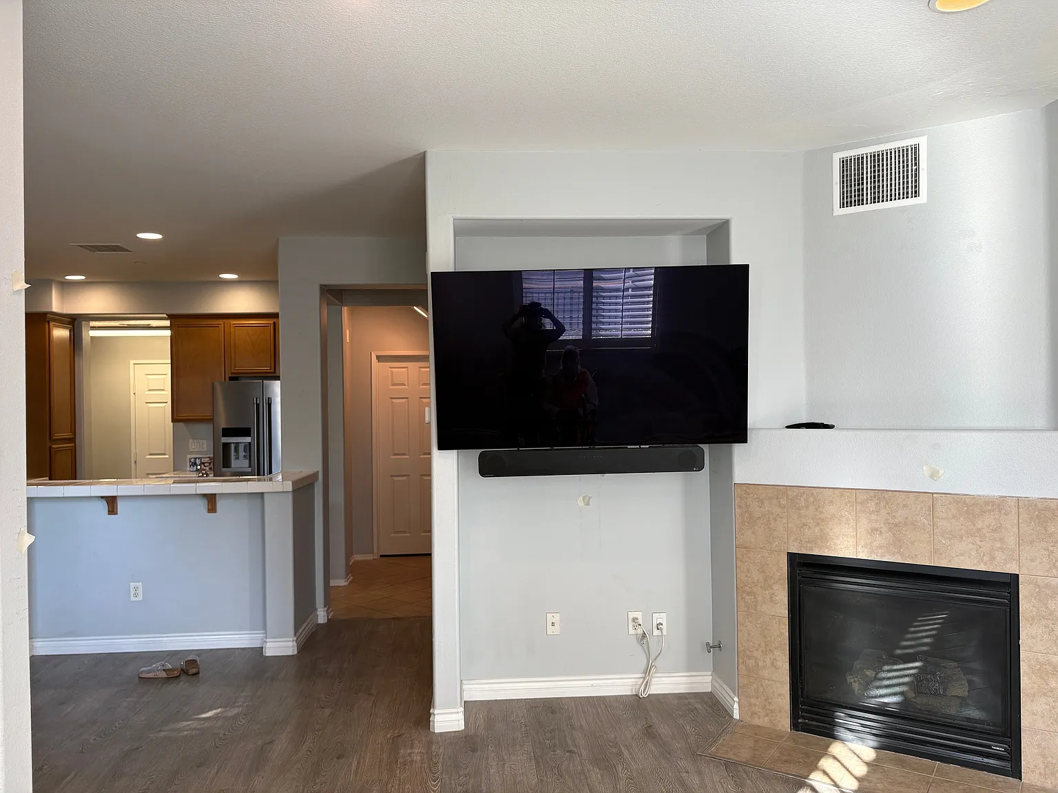 3880 Polk St — Photo 1