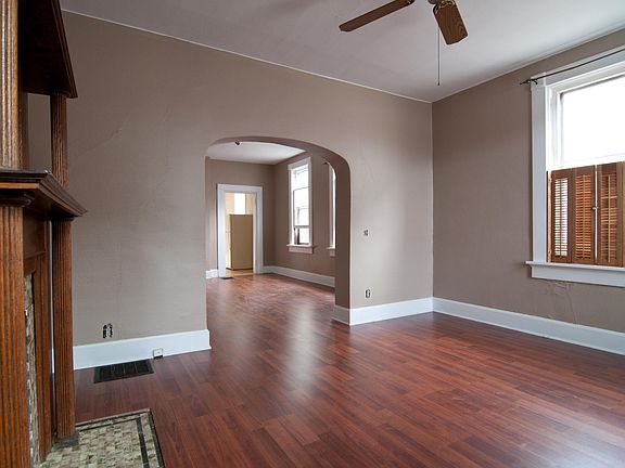 5th image of 638 S Pearl St