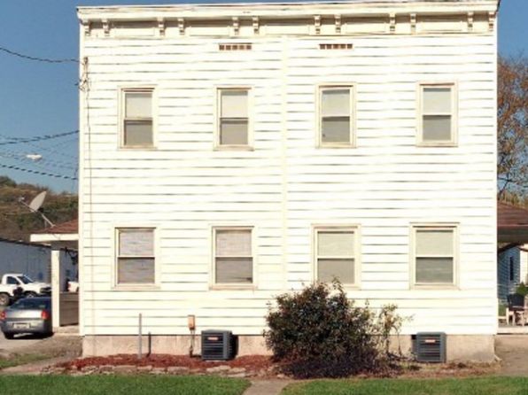 202 E 33rd St #202