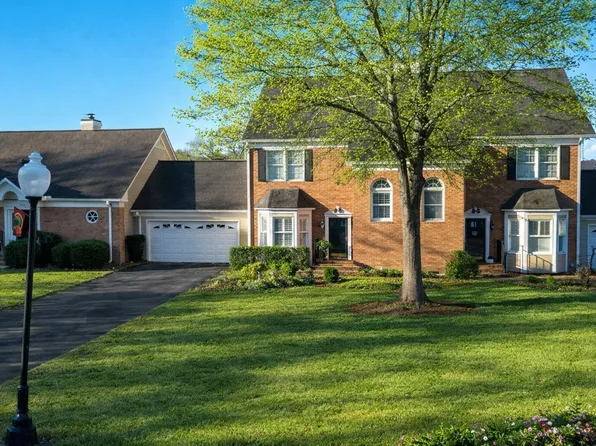 1414 Heritage Landing Dr, Chattanooga, TN 37405