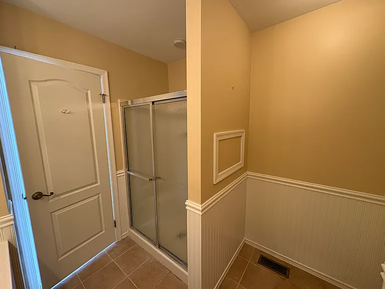 304 Huntington Ct #62 — Photo 14