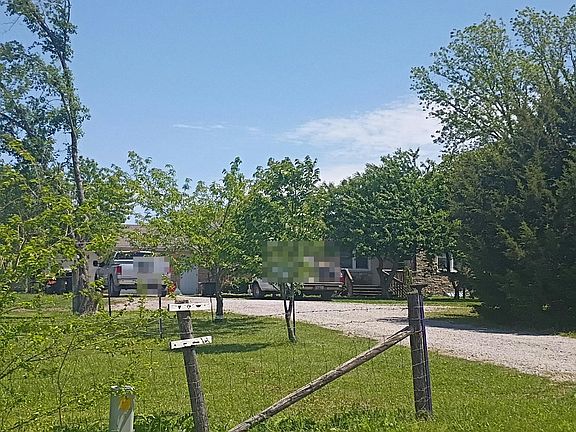 3rd image of 71nw151st Rd