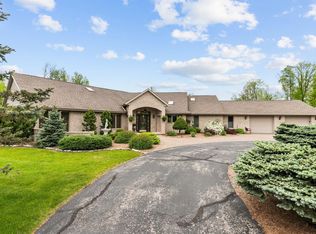 N4653 Thompson Rd, Shiocton, WI 54170