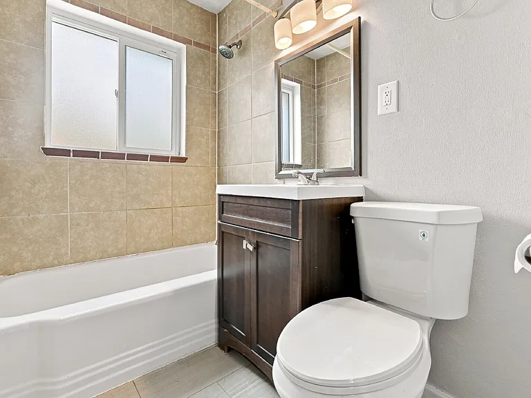 3259 N Adams St — Photo 9