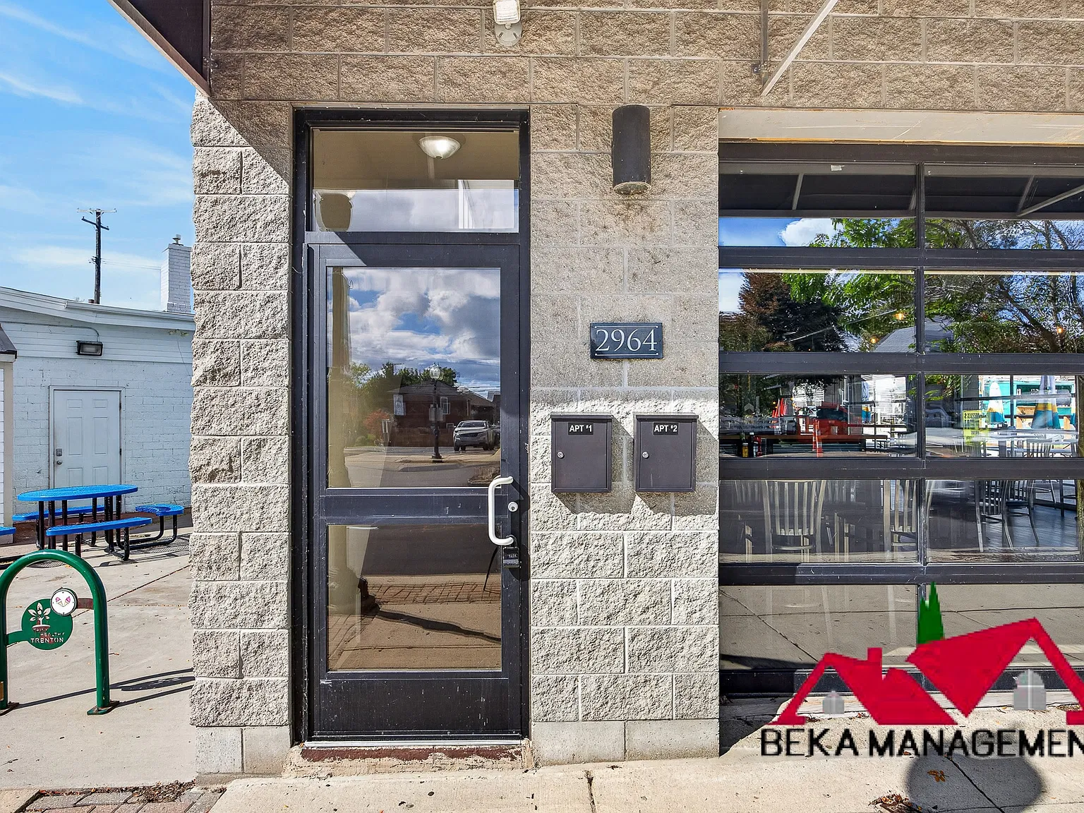 2 bed, 780 sqft, $1,400 — Photo 3