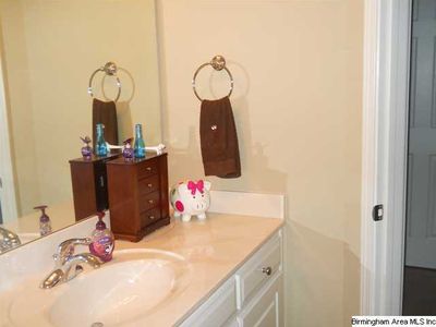 7551 Surrey Ln, Trussville, AL, 35173