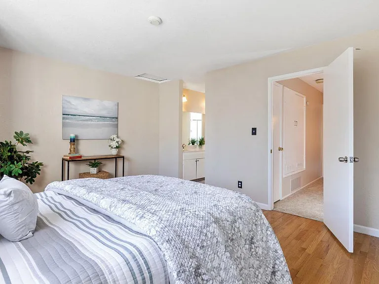 17994 Azalea Rd — Photo 11