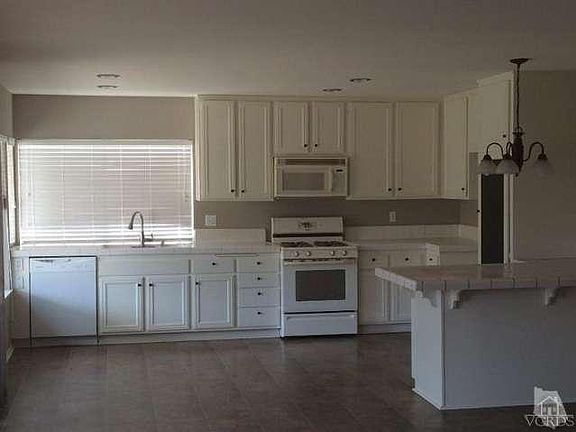 3rd image of 1662 Rocky River Ct