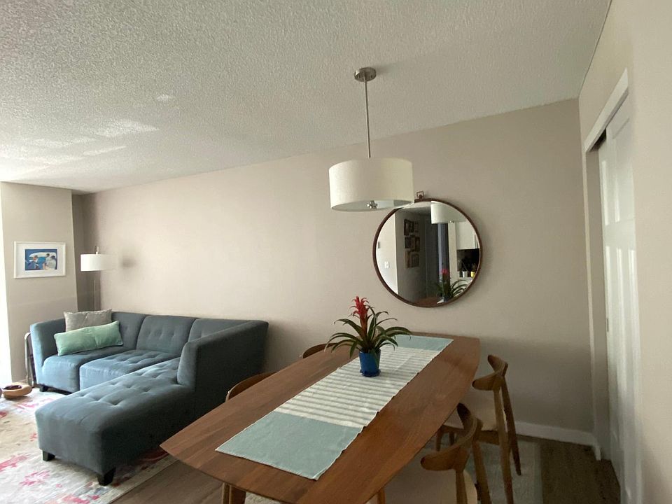 1st image of 26 10th St W Unit 707