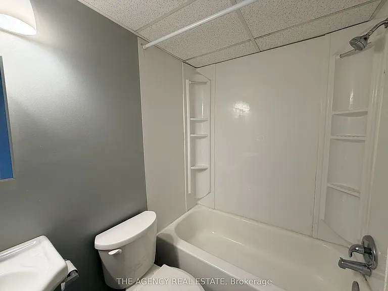 91 Thames St S #303 — Photo 4