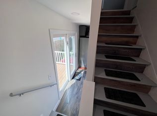 33 Amy St, Providence, RI 02906