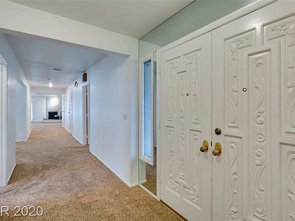4th image of 3024 Calle De Laredo