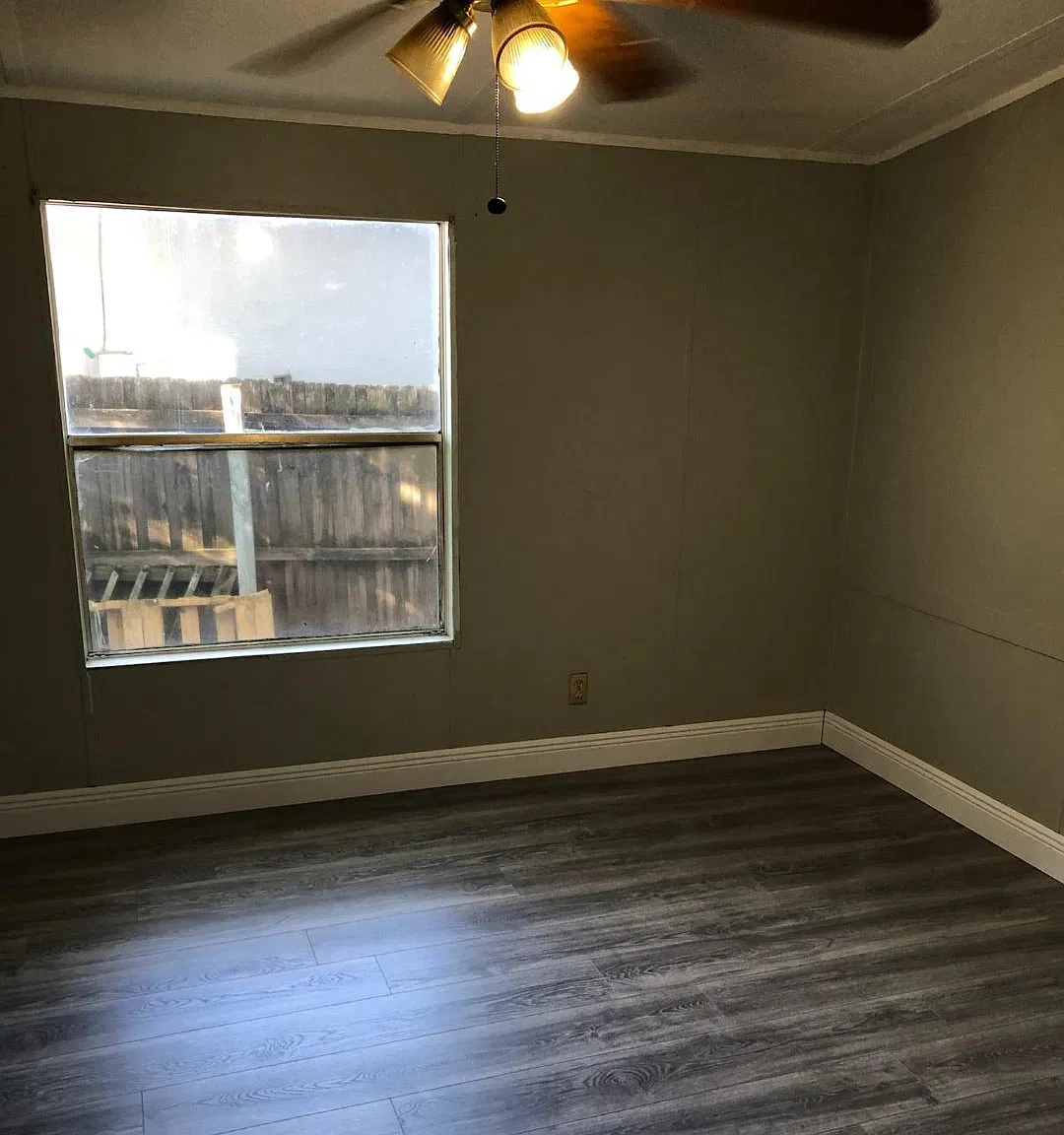3 bed, 1104 sqft, $2,350 — Photo 1