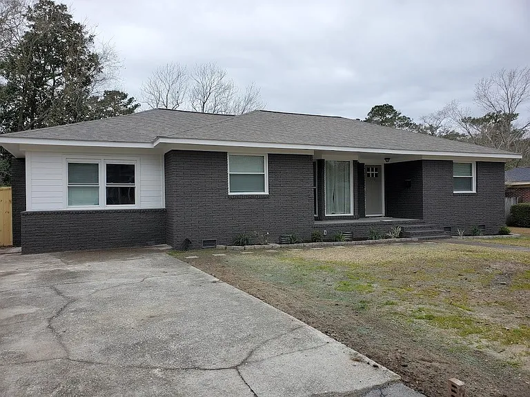 707 Shelley Rd — Photo 2