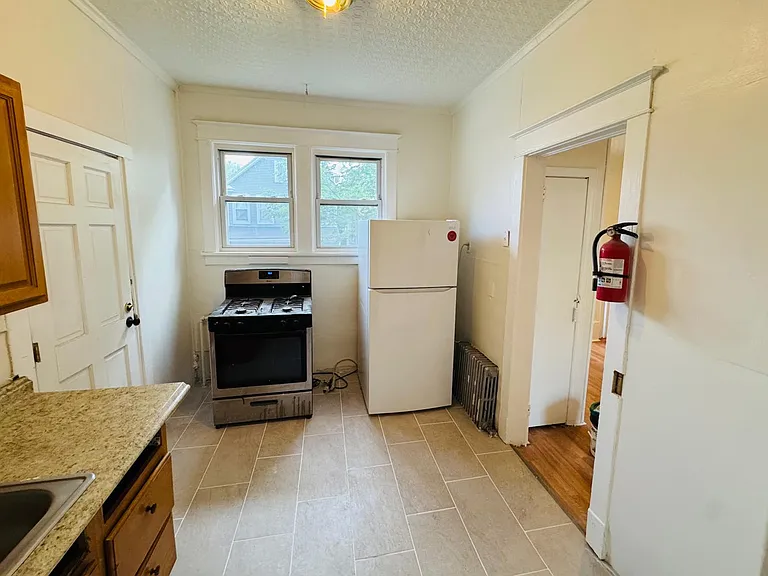 70 Mine St #2 — Photo 5