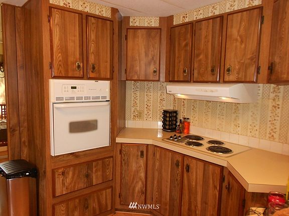 3rd image of 4248 A Street SE