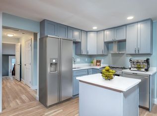 38 Winthrop Rd, Plymouth, MA 02360