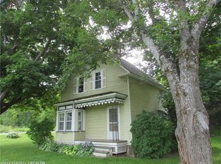 5 Slipp Rd, Houlton, ME 04730
