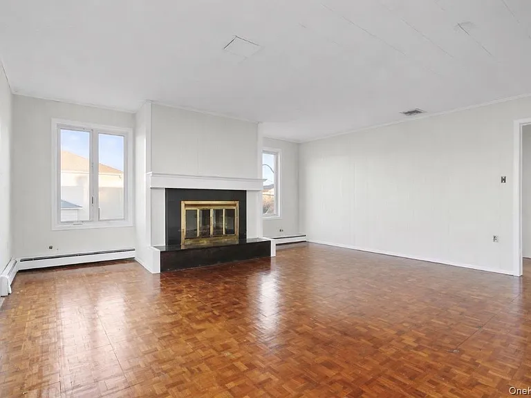 115 Maryland Ave — Photo 13