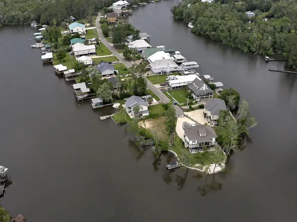 Keeney Dr #40, Fairhope, AL 36532
