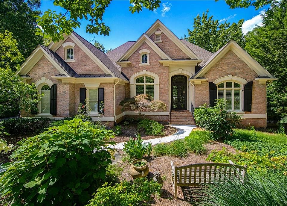 1st image of 7090 Laurel Oak Dr