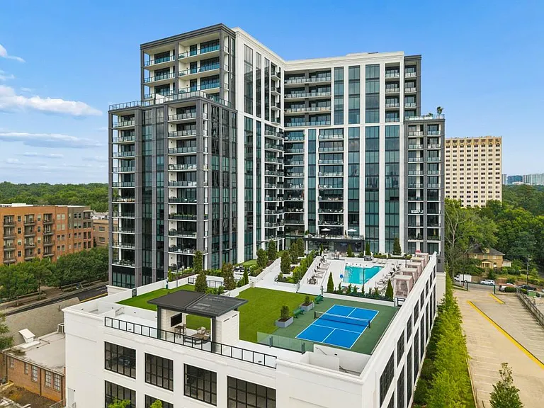 2425 Peachtree Rd NE #607 — Photo 41