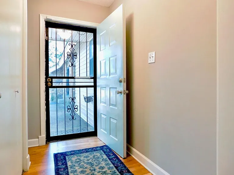 1411 Leafhaven Cv — Photo 10