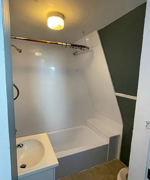 131 Bedford Rd #3 — Photo 10