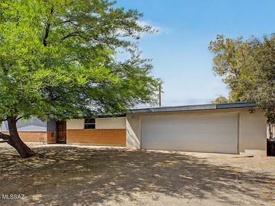7951 E Hawthorne St, Tucson, AZ, 85710